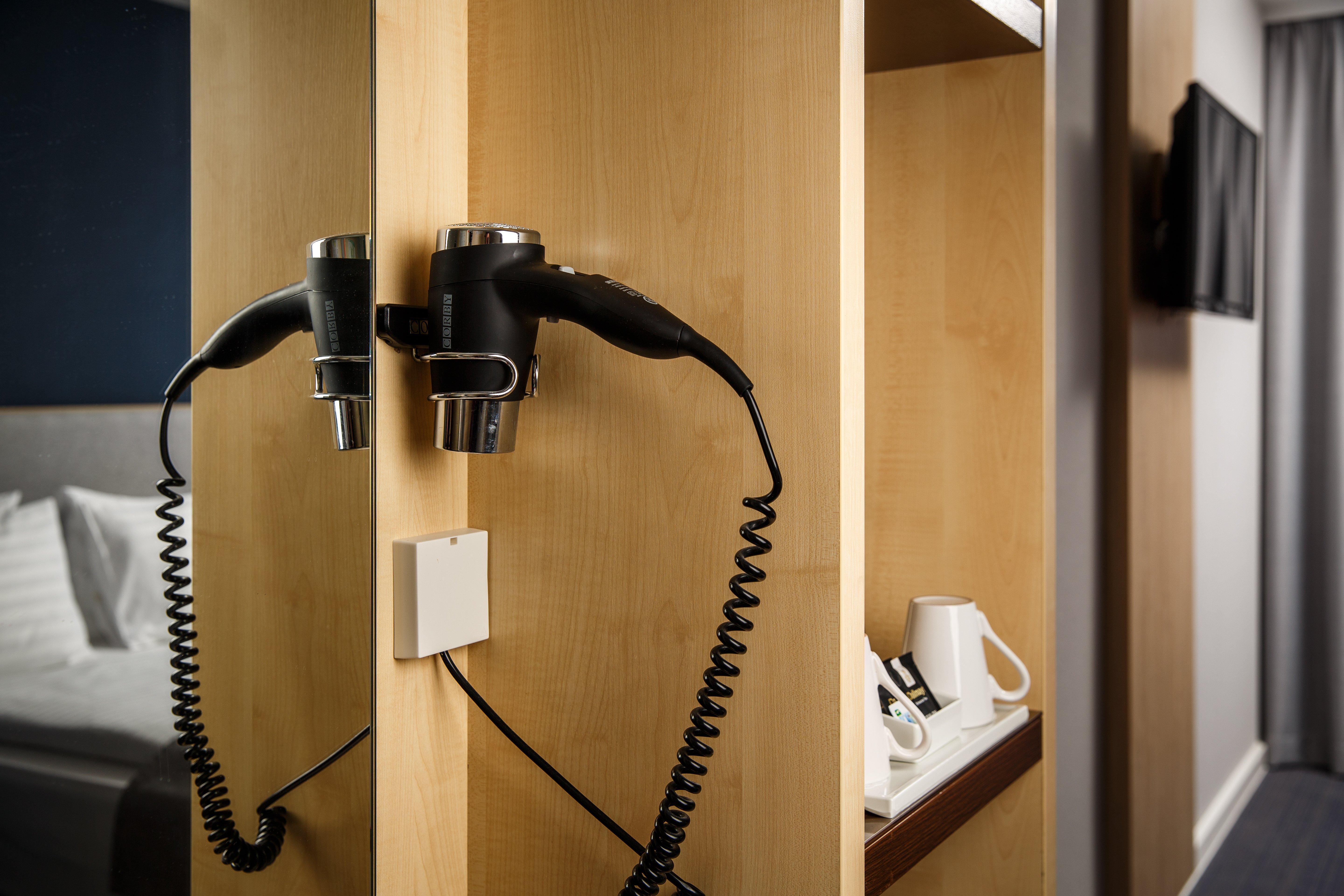 Holiday Inn Express Frankfurt Messe By Ihg Francoforte sul Meno Esterno foto